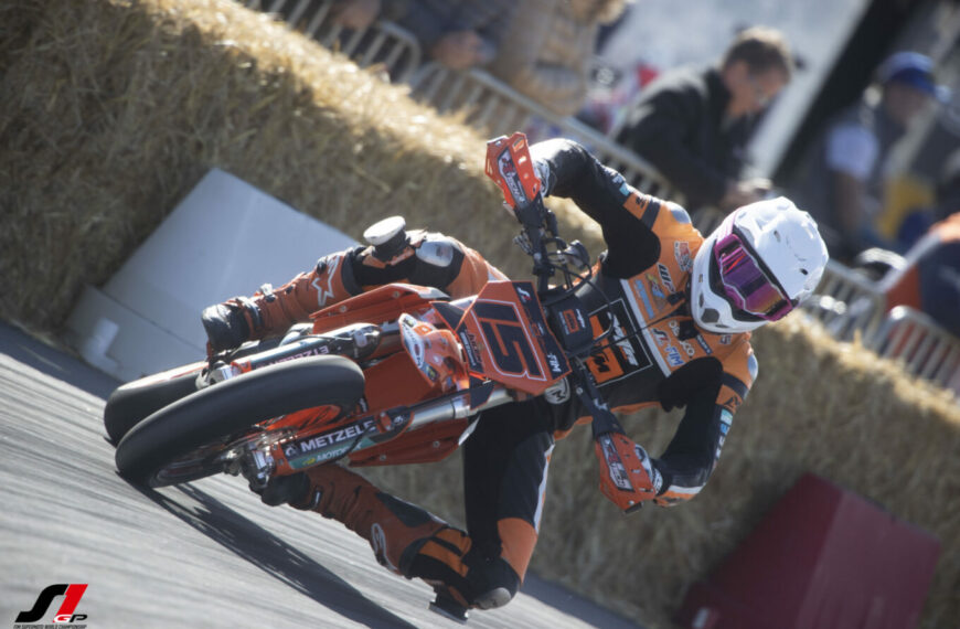 Julen Ávila, campeón de la copa Rookie de Supermoto