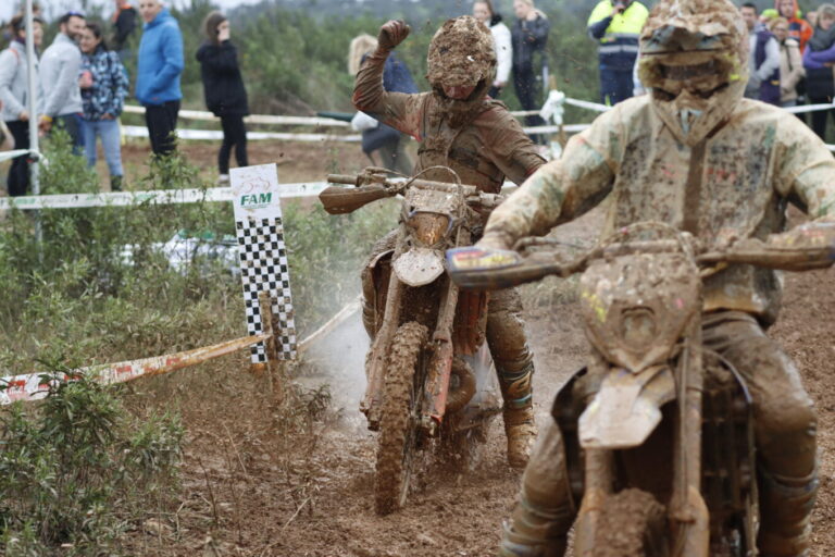 Cross Country Valverde 2025: Alejandro Navarro empieza la temporada con victoria