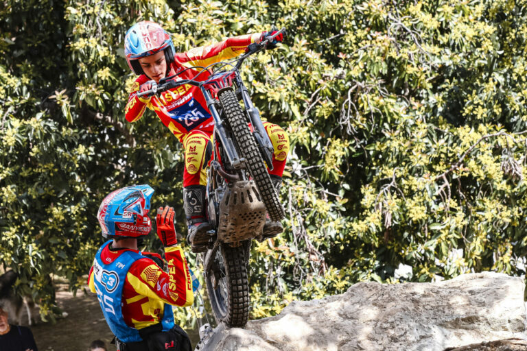 Toni Bou domina en el regreso a Córcega del Trial GP
