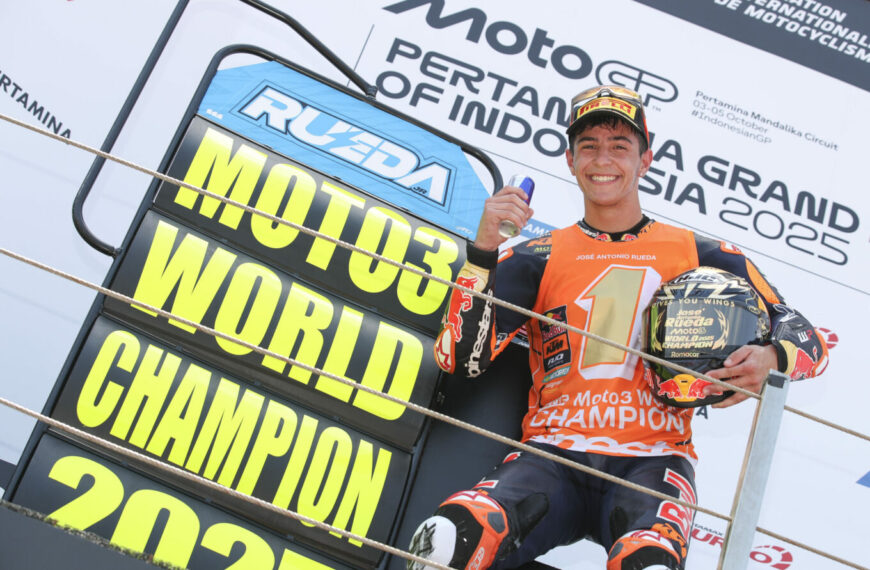 José Antonio Rueda, campeón del mundo de Moto3 2025