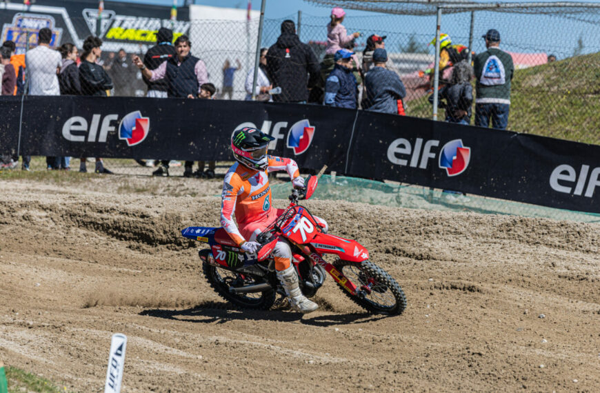 Rubén Fernández se lleva una caótica ELF SuperSprint MX en Malpartida