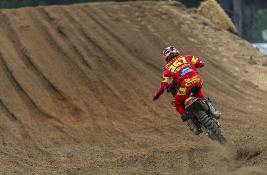 El equipo nacional de MXGP de la RFME planta cara al «infierno» de Riola Sardo