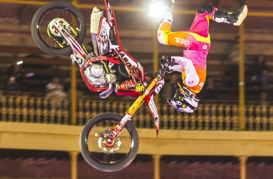 Más de 6.000 personas vibran en Alicante con la primera prueba de Freestyle