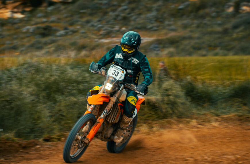 Tosha Schareina se impone en la Baja TT Cuenca