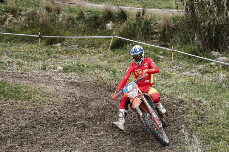 Yago Dominguez firma su primer podio con el Equipo Nacional en el EnduroGP de España