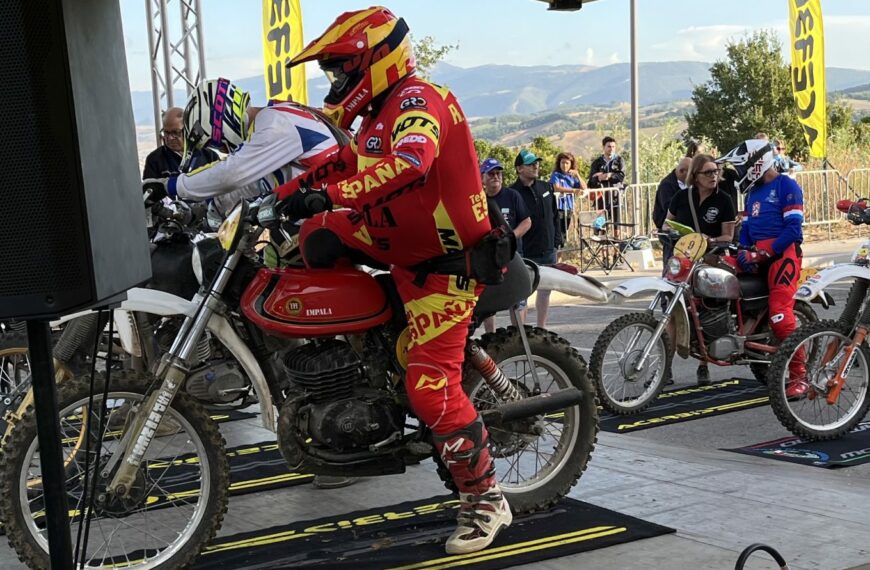 La RFME presenta su equipo para la FIM Enduro Vintage Trophy 2026 en Alemania