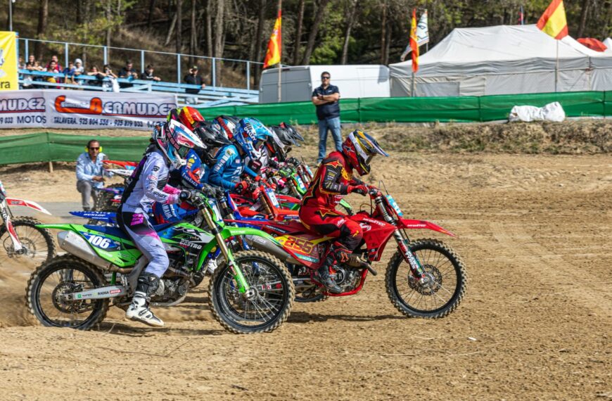 Talavera corona a los campeones de España de MX65, MX85, Femenino y Máster